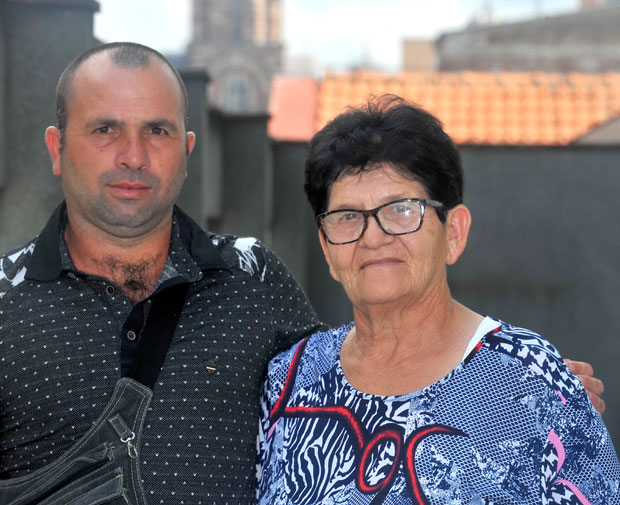 ЖРТВА АФЕРЕ УКРАДЕНЕ БЕБЕ: Измислили су ми и оца и мајку